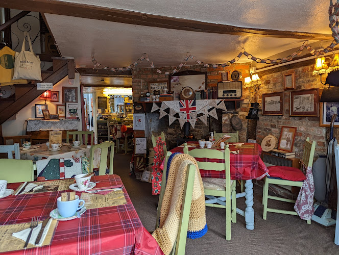 19 Fourteas TeaRoom — Havant