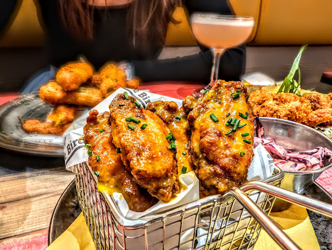 3 little birds — Leicester