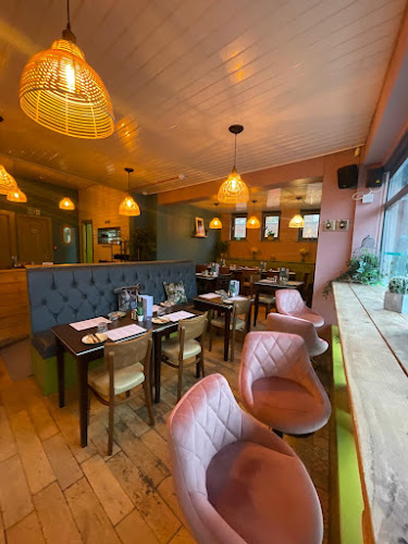 51 Mill Lane Bar | Kitchen | Garden