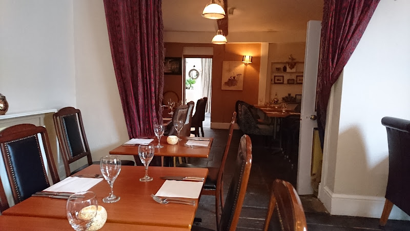 7 Square Restaurant — Warwick