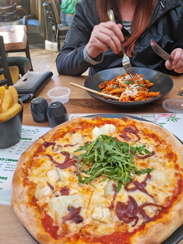 Al Dente Restaurant & Bar