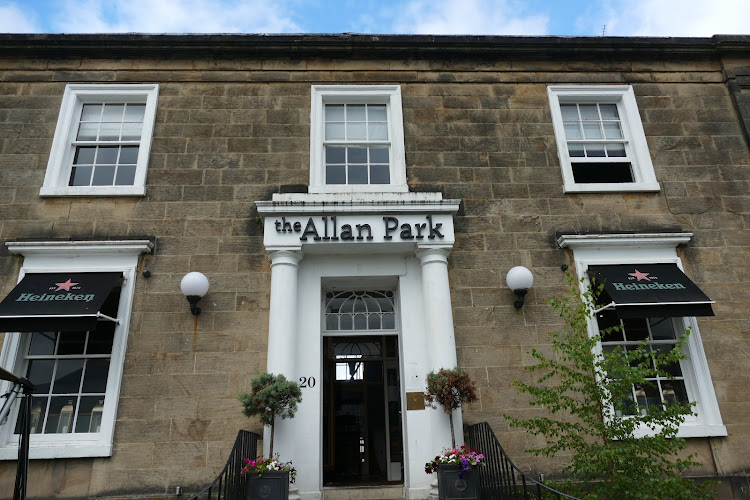 Allan Park - pub, restaurant & coffee house (w/ rooms) — Stirling