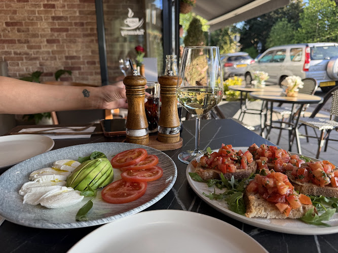 Amici Southgate