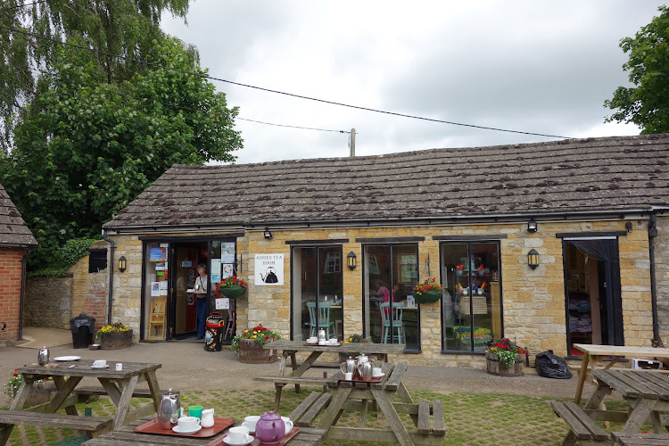 Annie's Tea Rooms — Kidlington