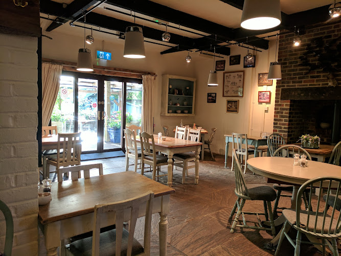 Applegarth Farm — Hindhead