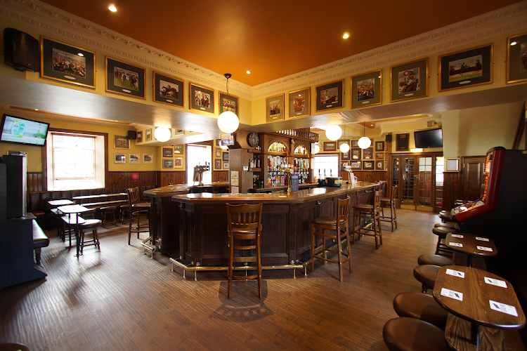 Artisan Bar