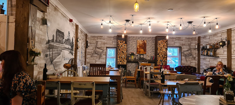 Audreys Coffee House & Deli
