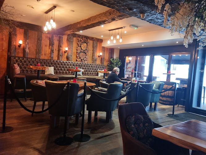 Aura Bar Cheshire