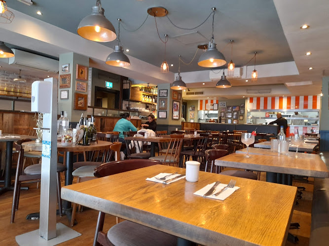 Bella Italia - Queensway 108