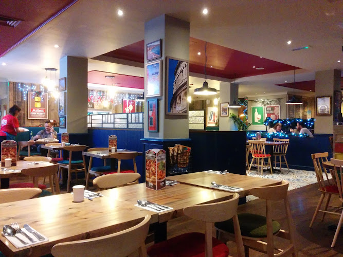 Bella Italia - Southampton Hanover — Southampton