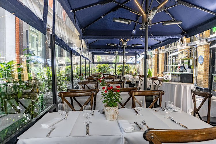 Bentley's Oyster Bar & Grill