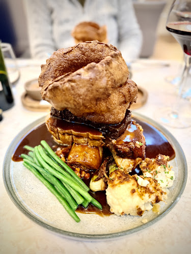 Billys Barr & Restaurant