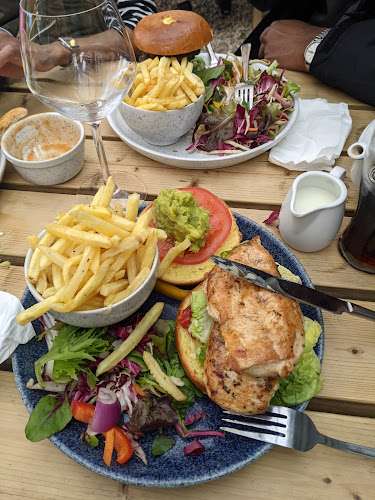 Birdies Bistro