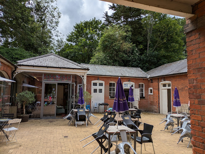 Bishops Cafe, Holywells Park