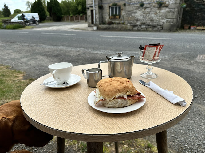 Blind beck Tearoom — Settle