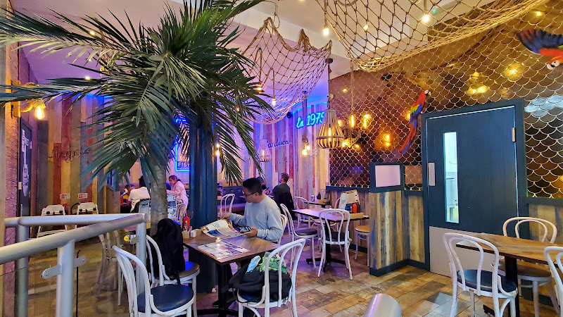 Blue Lagoon Fish & Chips (Queen St) — Glasgow