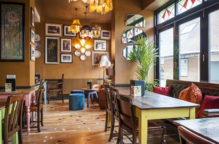 Bosco Lounge