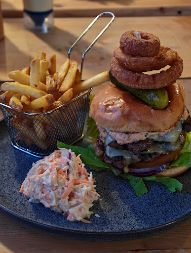Brewers Cafe Bar - Hanworth Country Park