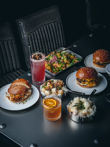 Burger and Beyond Borough Yards