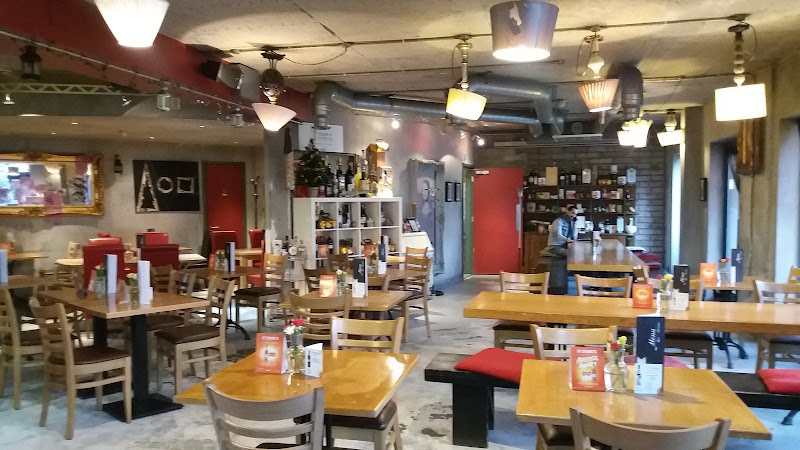 Café Amisha Restaurant & Deli 🇮🇹 — London