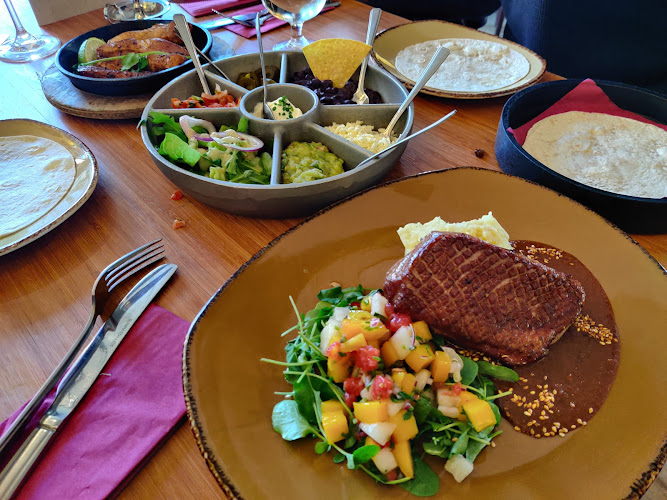 Café des Amis — Canterbury