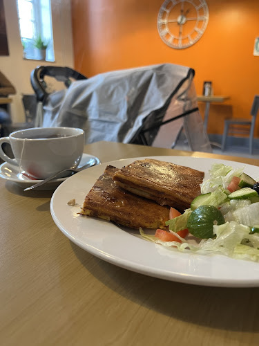 Cafe Bonjour
