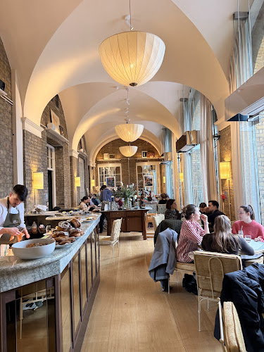Cafe Linea