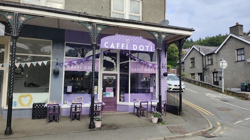Caffi Doti — Trefriw