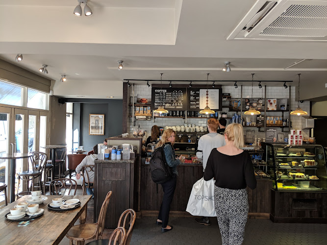 Caffè Nero — Brighton