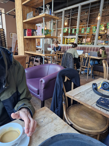 Caffè Nero — Bristol