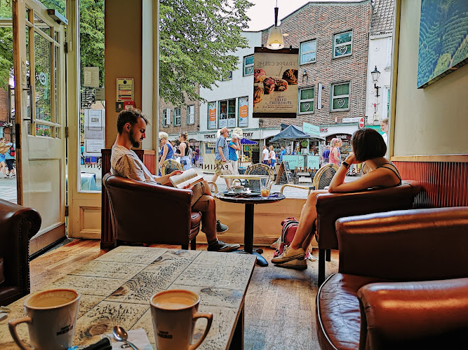 Caffè Nero — York