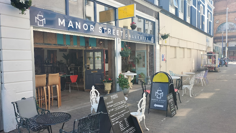 Café Momus — Plymouth