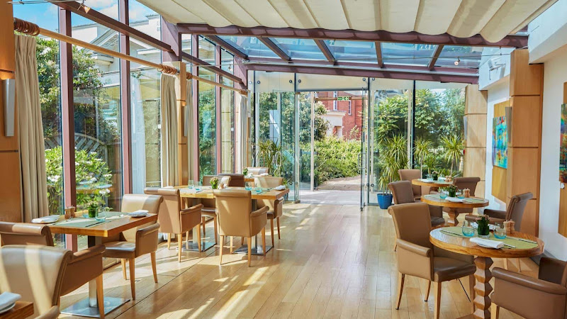 Café Santé — Hampshire
