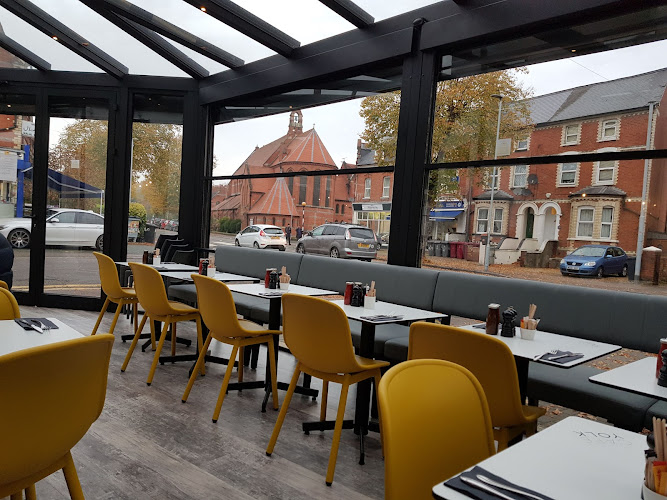 Café YOLK — Reading