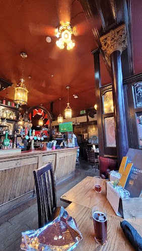 Camden Head