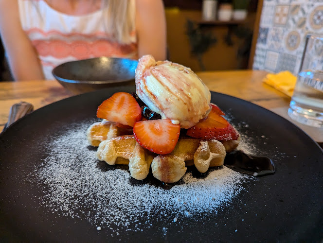 Canary & Kitchen