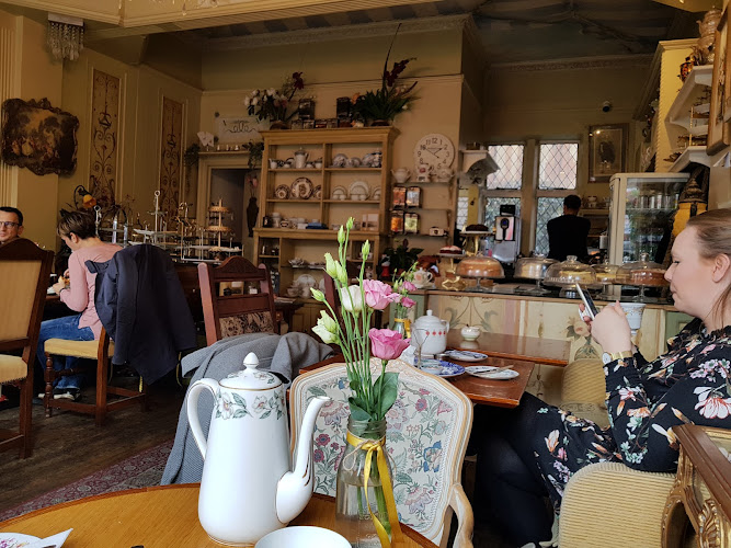 Candella Tea Room — London
