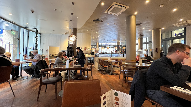 Carluccio's