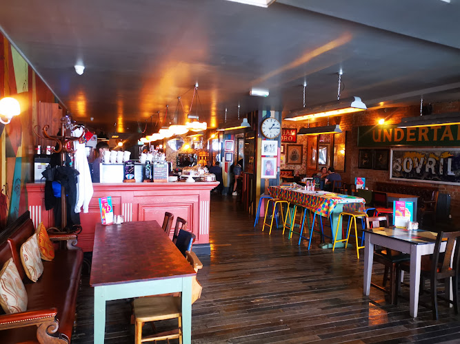 Carnero Lounge