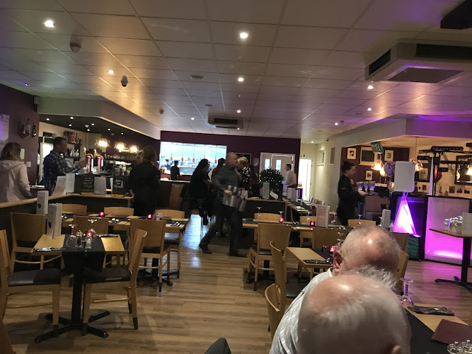 Casa Mia Restaurant & Cocktail Bar