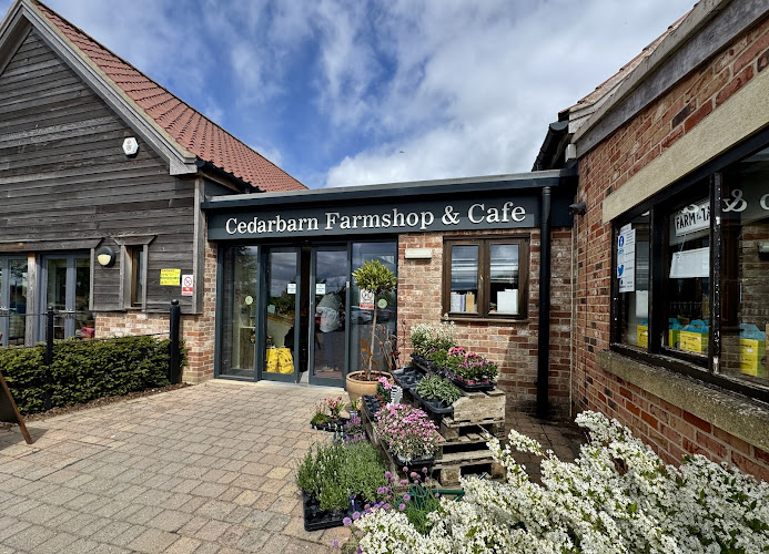 Cedarbarn Farm Shop, Cafe & Miniature Railway