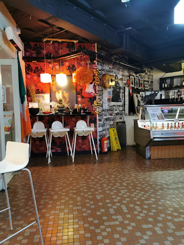 Chantilly Beatles Cafe — Liverpool