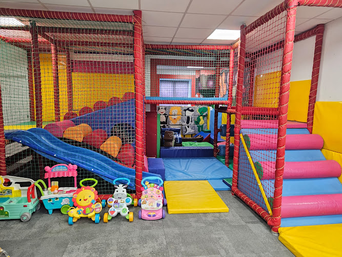 Cheeky Monkeys — Hoddesdon