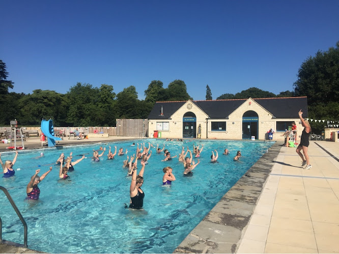 Cirencester Open Air Swimming Pool
