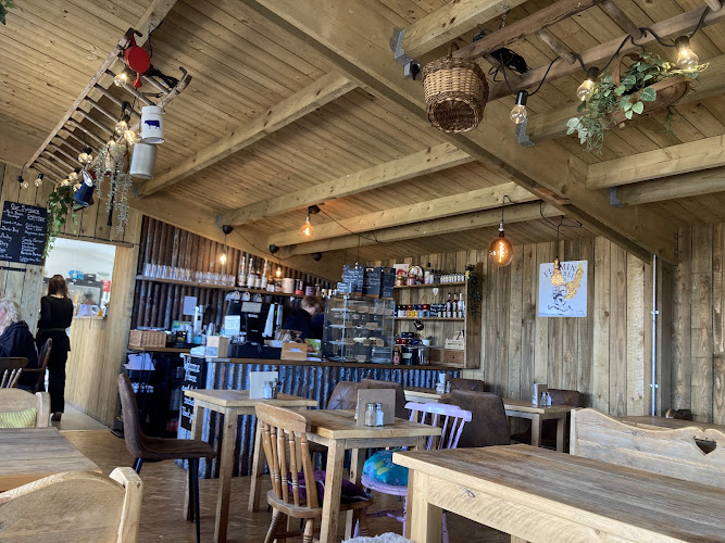 Coldharbour Farm Shop And Field Kitchen