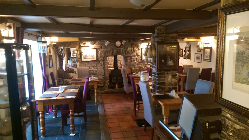 Corner House Inn — Maesteg