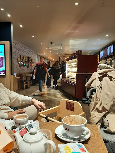 Costa Coffee — Reading