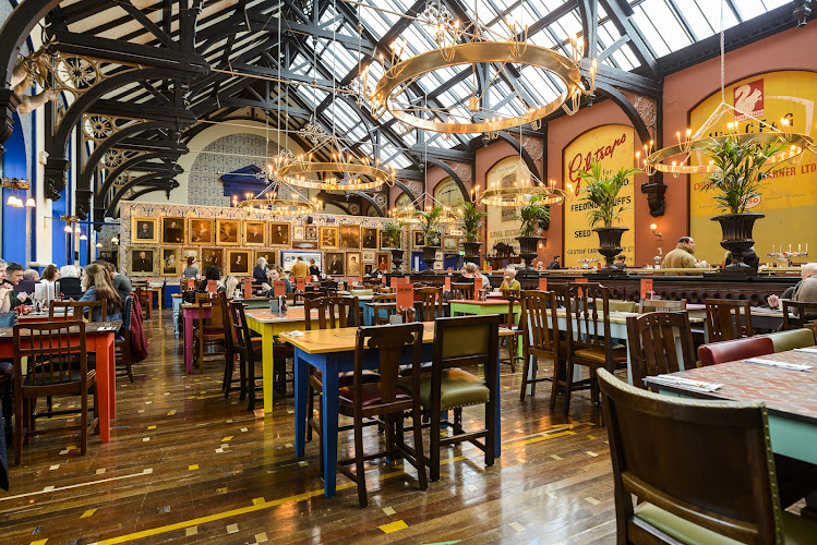 Cosy Club