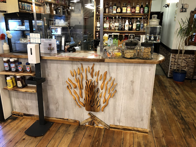 Cosy Cottage Cafe Restaurant — Brighton