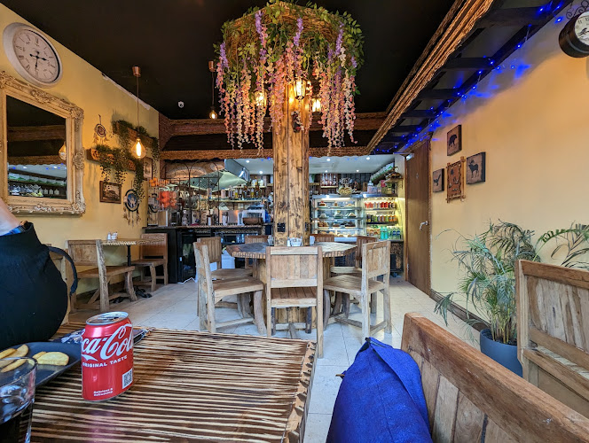 Cowgate Coffee House — Edinburgh